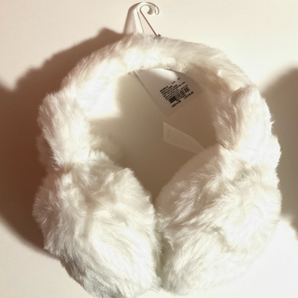 Claire's Soft White Fluffy Earmuffs